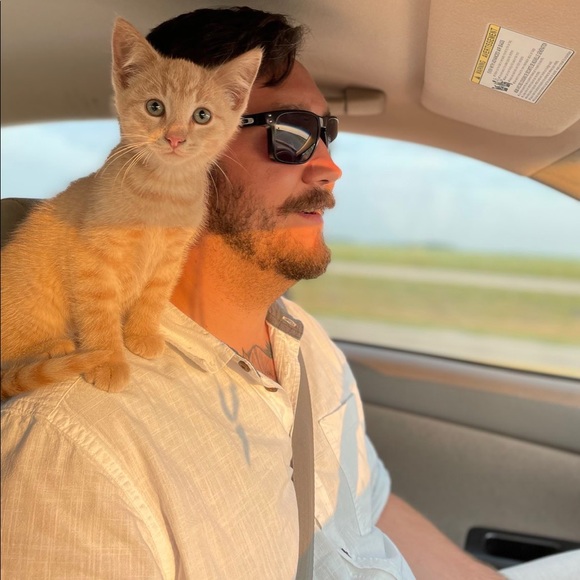 Meet your Posher, A.W. Brown - Picture 15 of 16